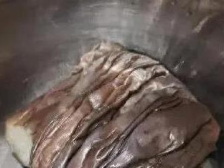 三文鱼头这么做，20分钟出锅，鲜香软糯全家抢吃！